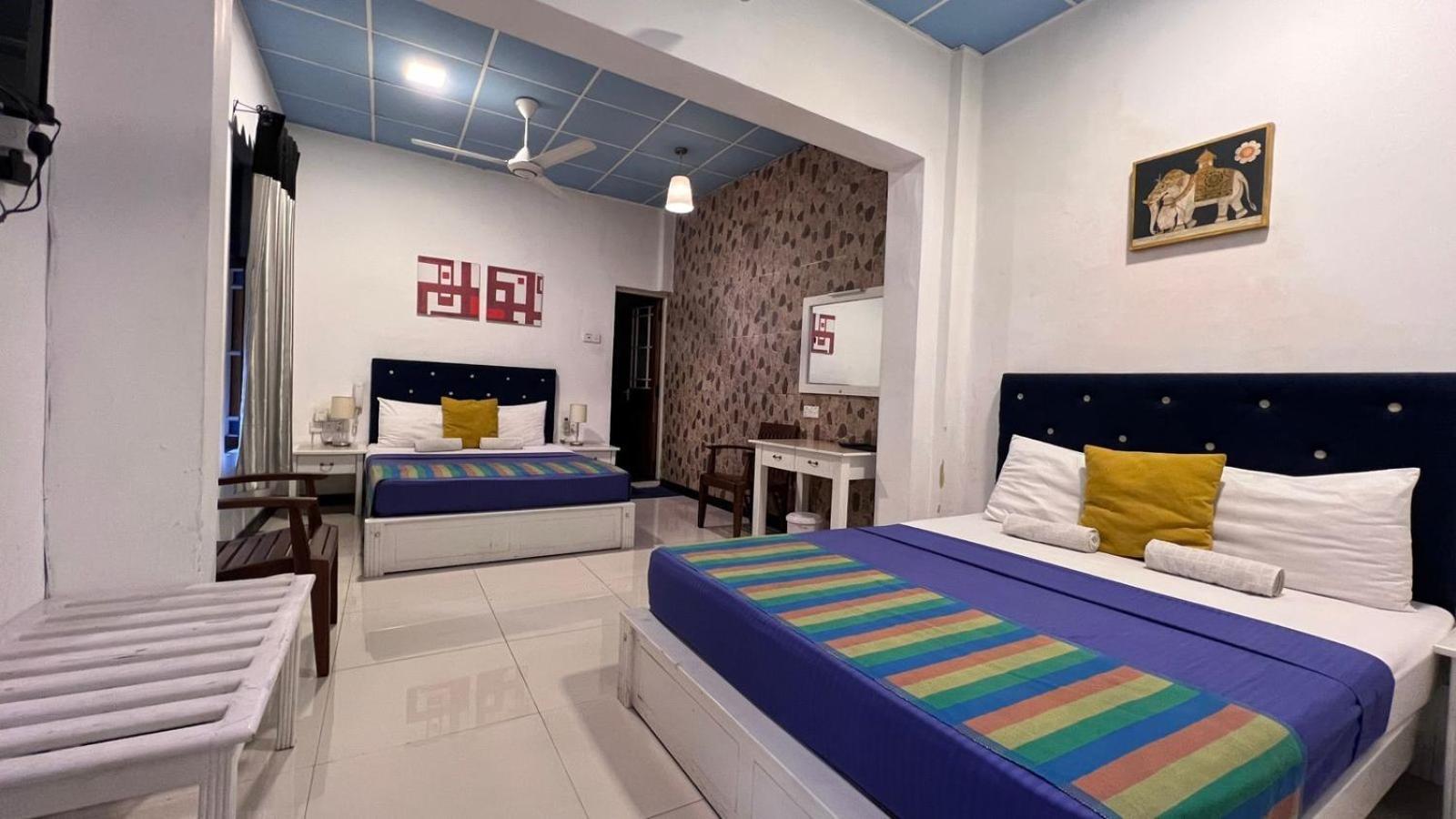 Villa 92 City Stay Kandy Bagian luar foto